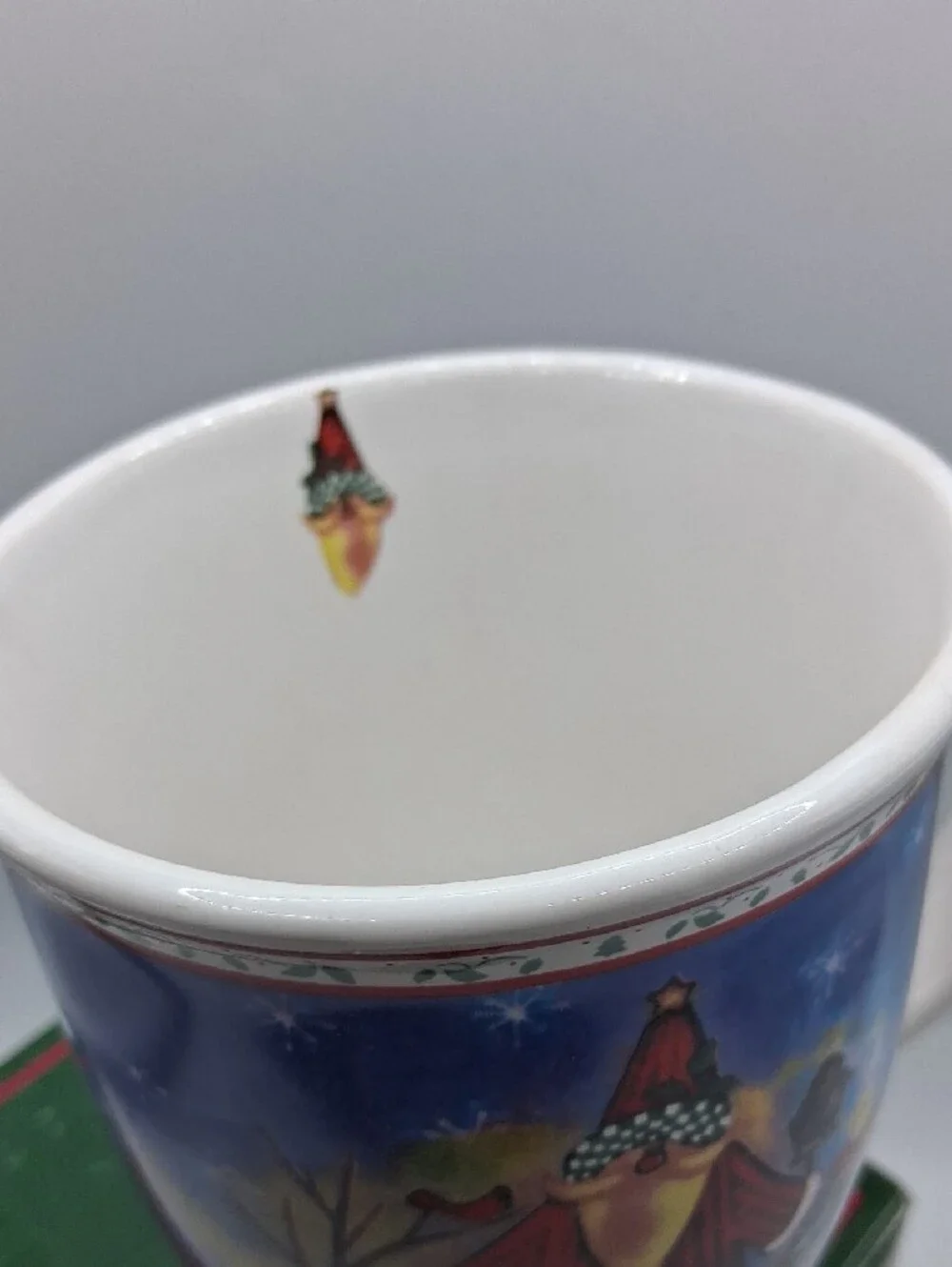 14oz Holiday Mug - Red Santa Design